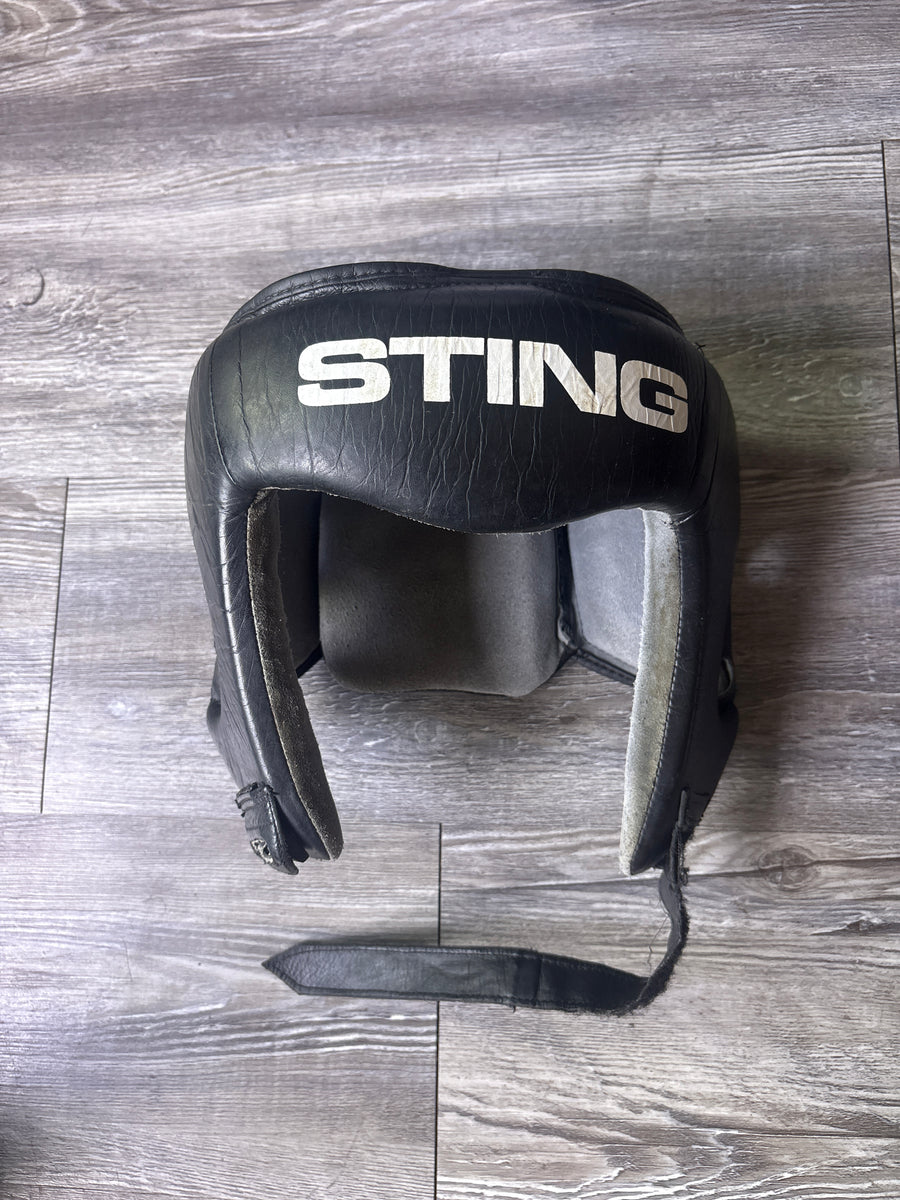 Used - Sting Boxing Headgear - Black (Large) - Fair Condition