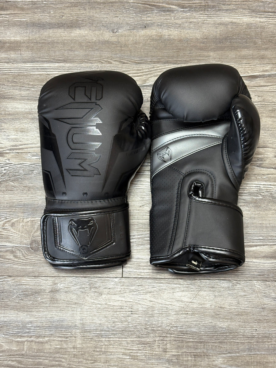 Used - Venum Elite Boxing Gloves - Black (12oz)