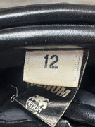 Used - Venum Elite Boxing Gloves - Black (12oz)